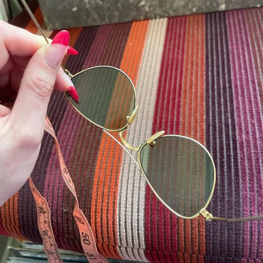 50s-60s Vintage Cat Eye Glasses w Gold Frames - Picture 6 of 9